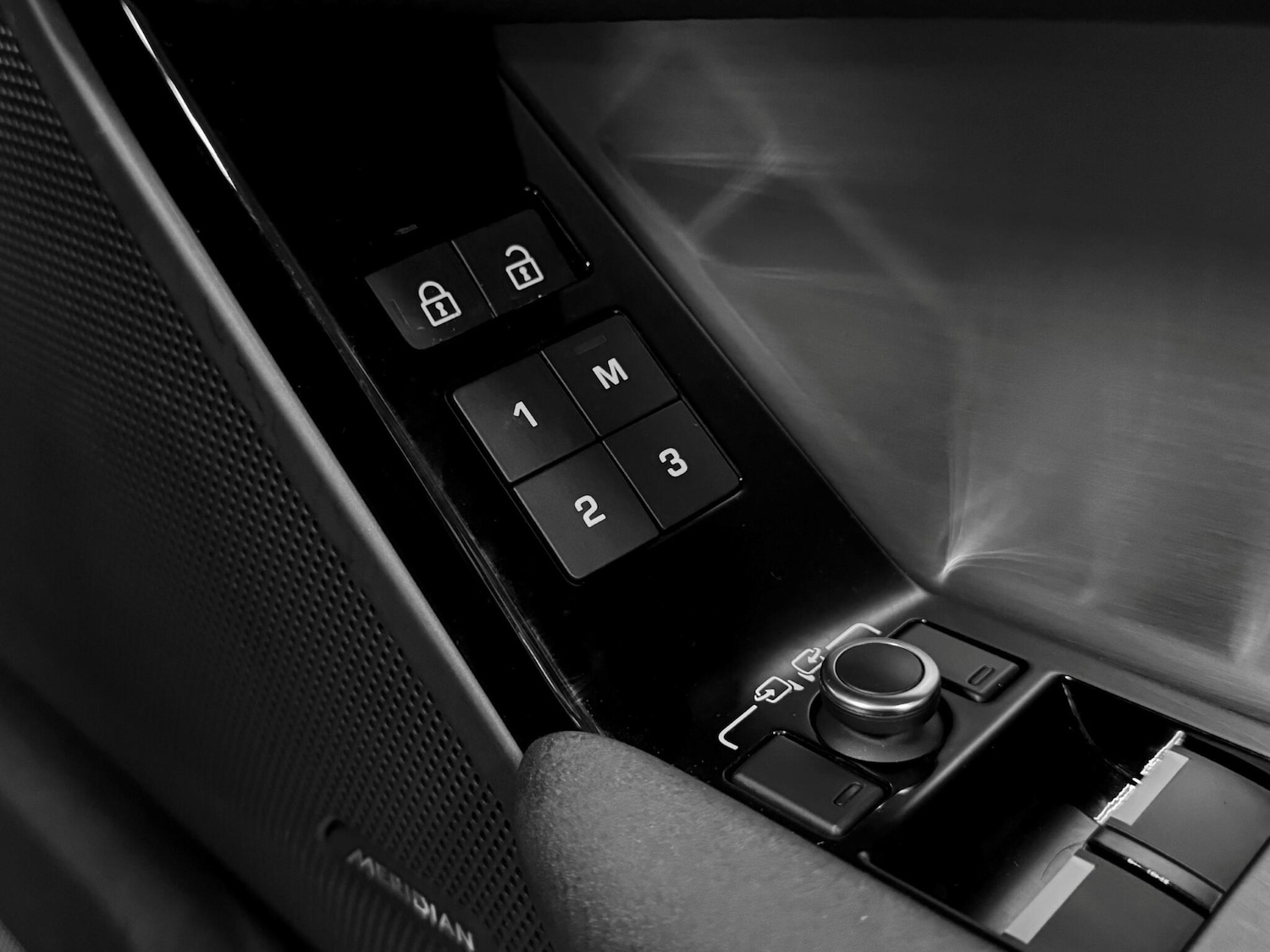 Used Land Rover Range Rover Velar 2022 for sale - 76839773: Photo 16