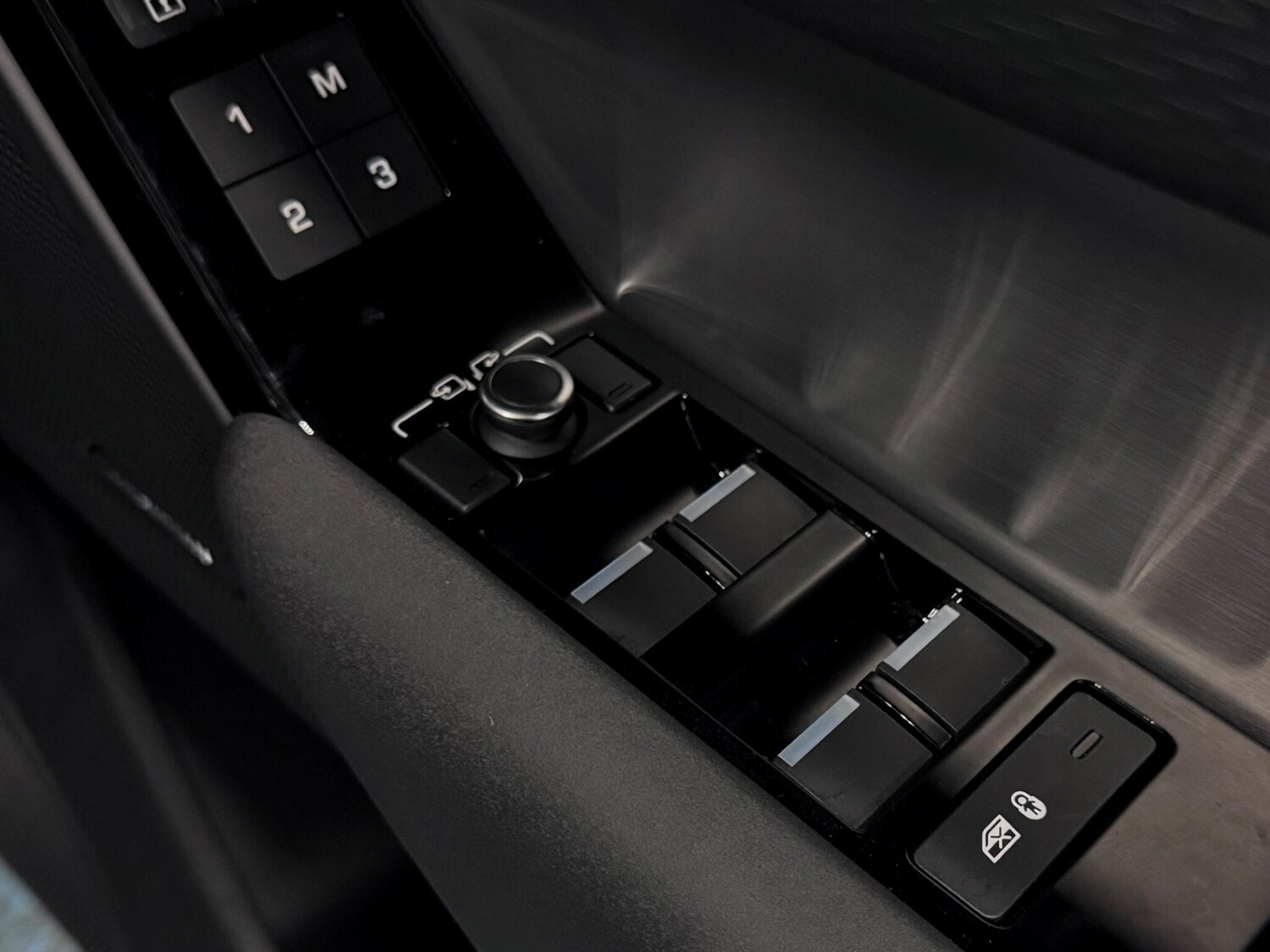 Used Land Rover Range Rover Velar 2022 for sale - 76839773: Photo 17