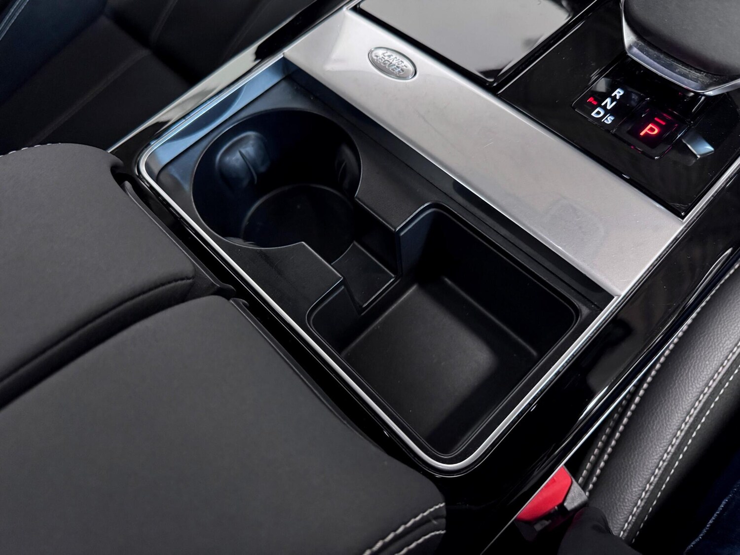 Used Land Rover Range Rover Velar 2022 for sale - 76839773: Photo 30