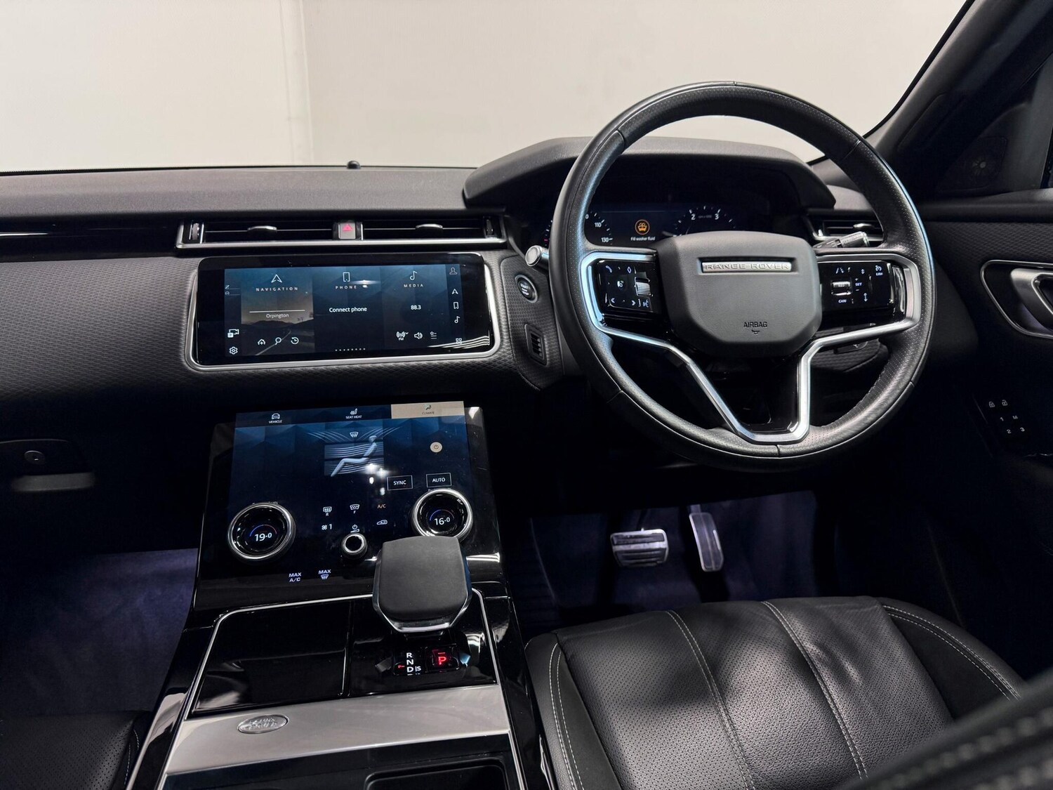 Used Land Rover Range Rover Velar 2022 for sale - 76839773: Photo 35