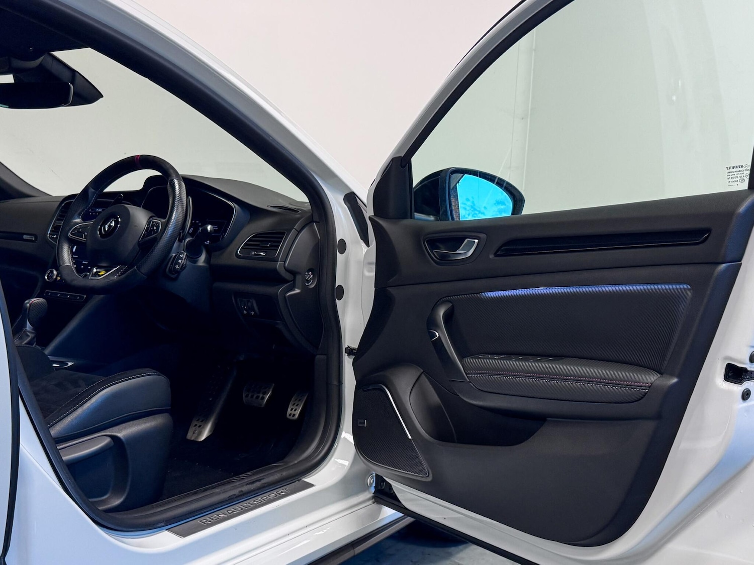 Used Renault Megane 2021 for sale - 76422937: Photo 14