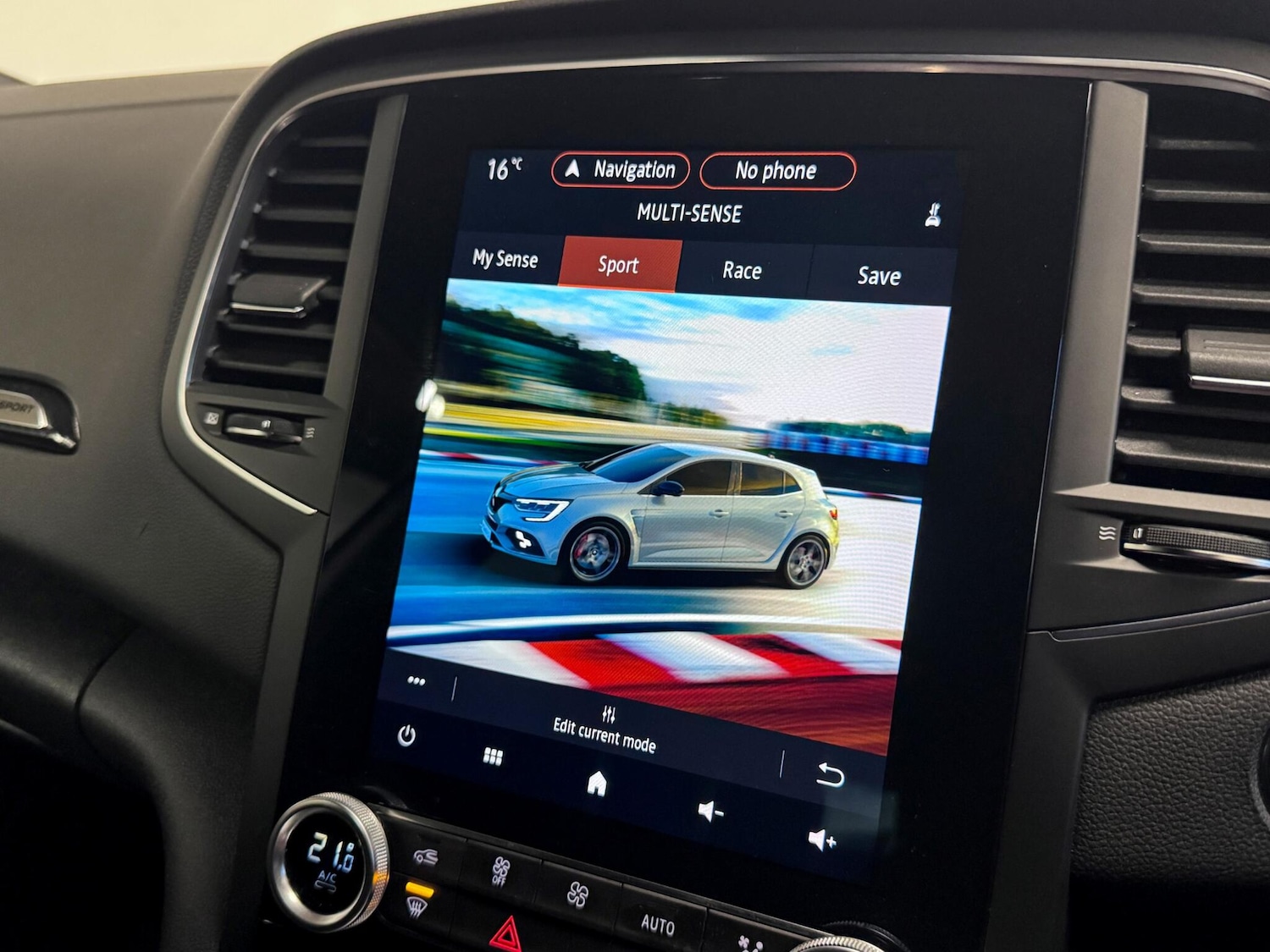 Used Renault Megane 2021 for sale - 76422937: Photo 52