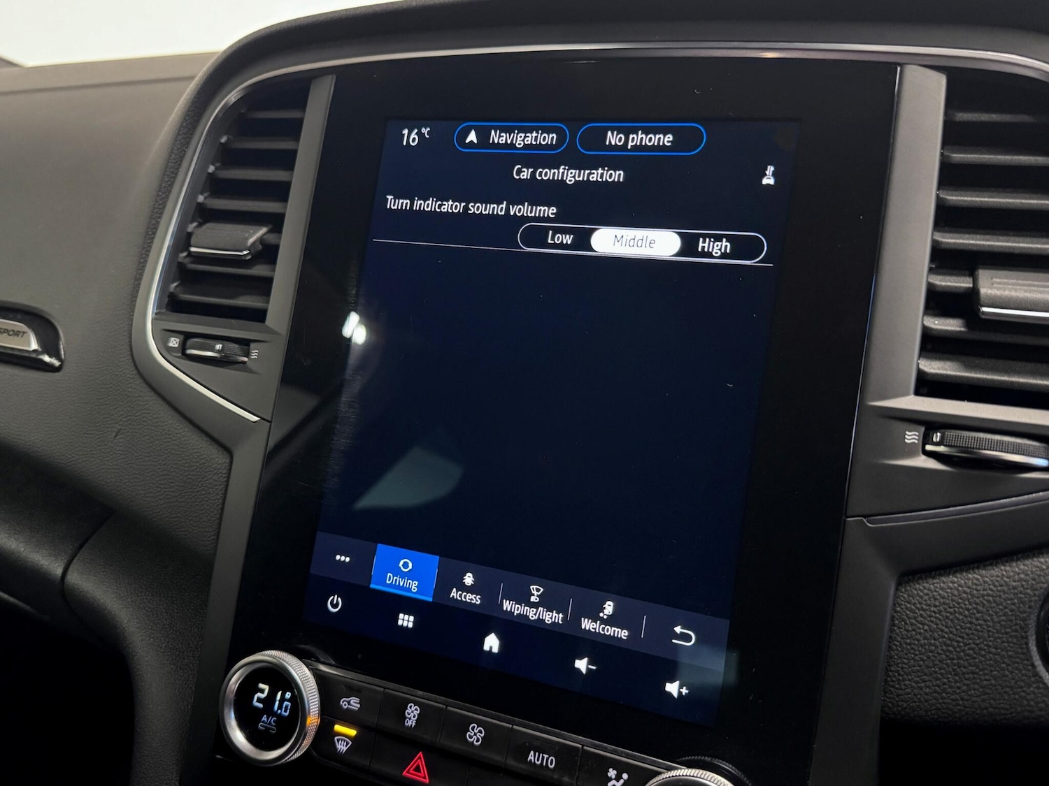 Used Renault Megane 2021 for sale - 76422937: Photo 56