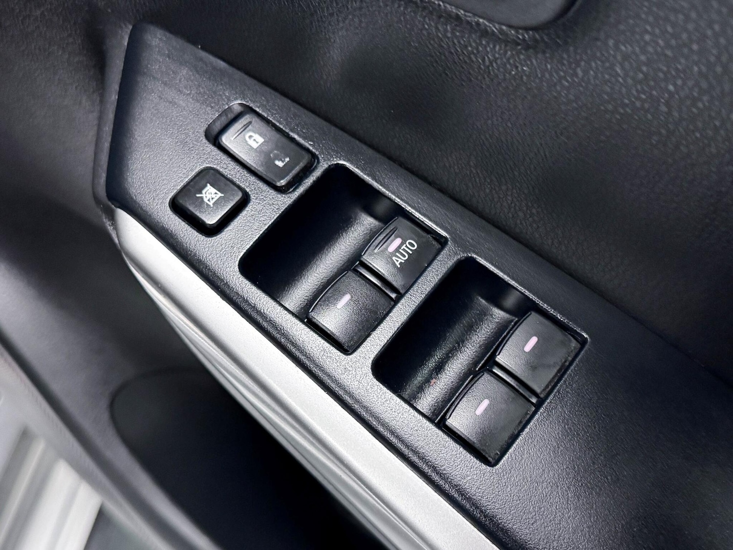 Used Mitsubishi Shogun Sport 2019 for sale - 76607844: Photo 16