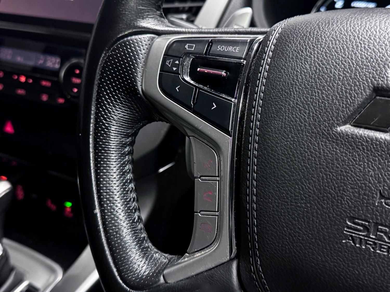 Used Mitsubishi Shogun Sport 2019 for sale - 76607844: Photo 36