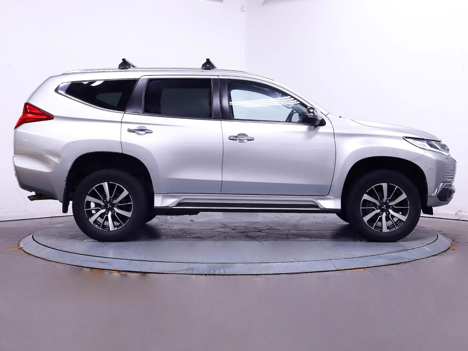 Used Mitsubishi Shogun Sport 2019 for sale - 76607844: Photo 8