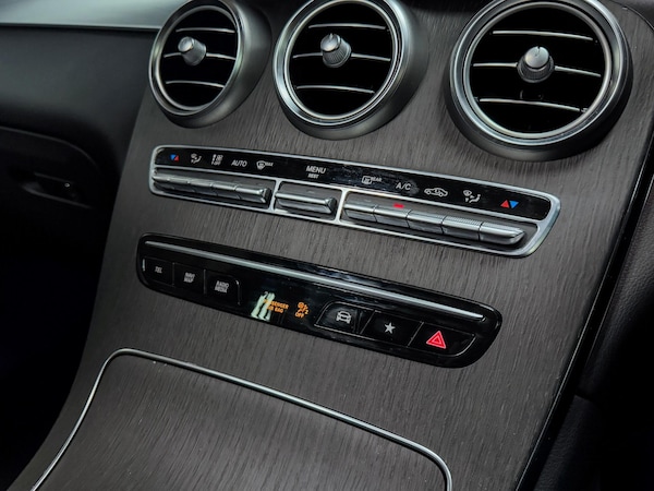 Used Mercedes-Benz GLC 2021 for sale - 76084922: Photo 36
