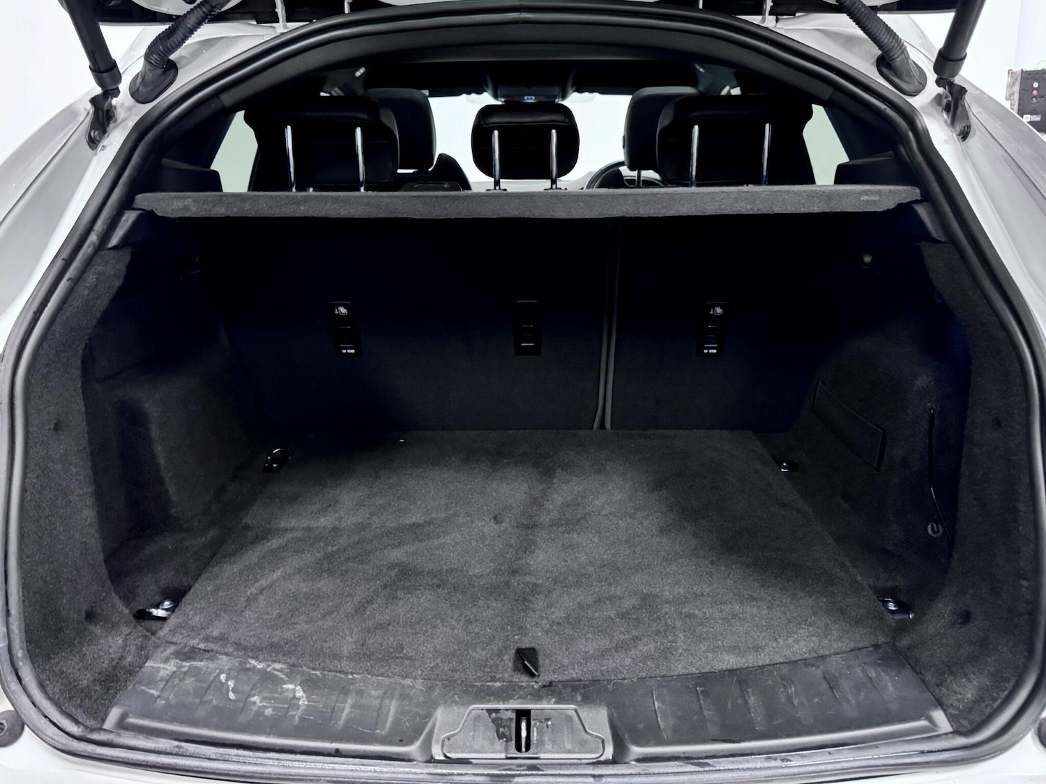 Used Jaguar E-Pace 2020 for sale - 77575418: Photo 12