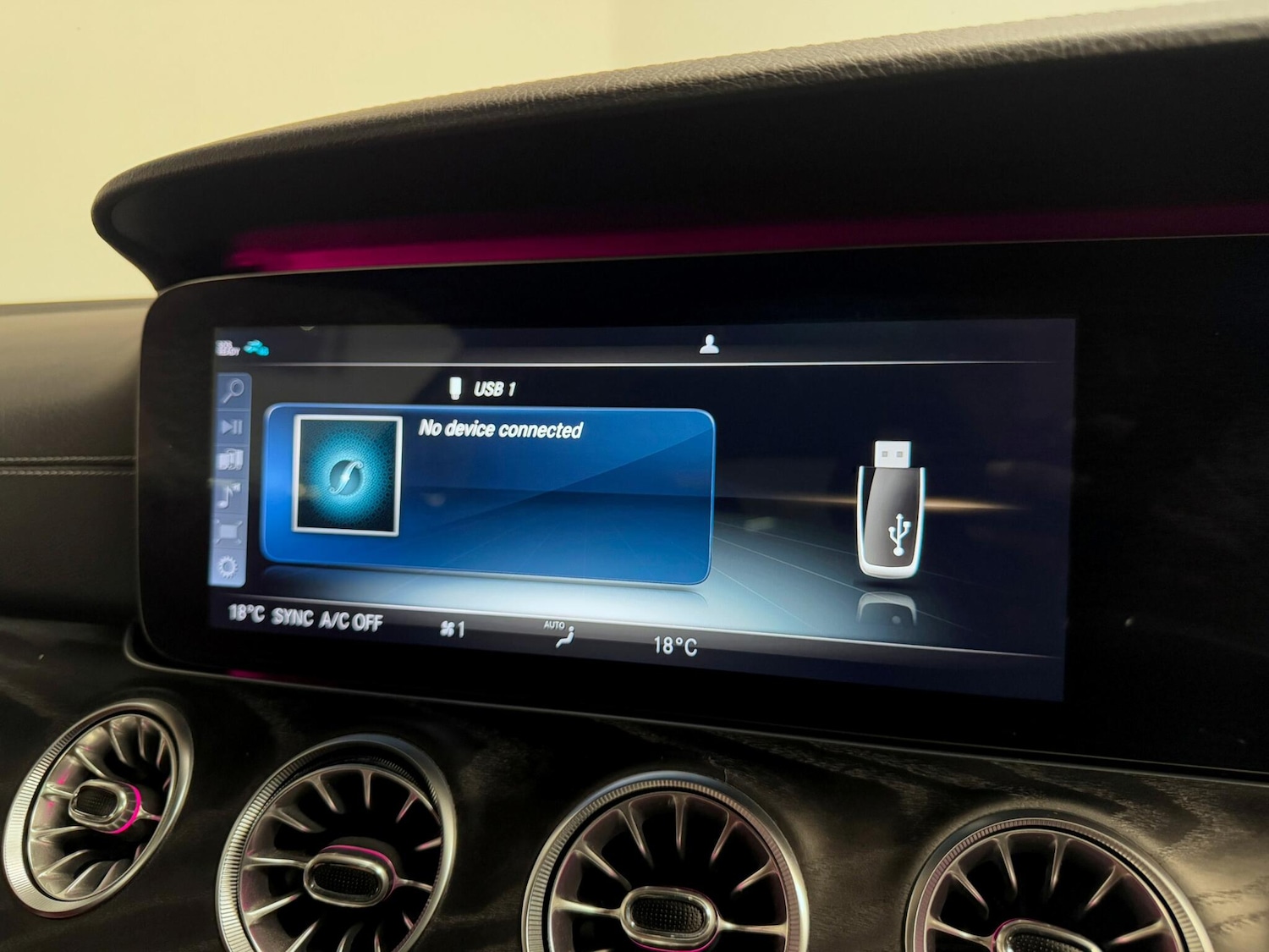 Used Mercedes-Benz E Class 2019 for sale - 76282990: Photo 42