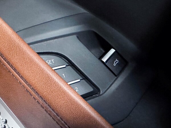 Used Lamborghini Urus 2025 for sale - 75050748: Photo 31