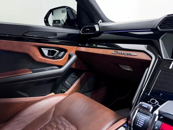 Used Lamborghini Urus 2025 for sale - 75050748: Photo 38