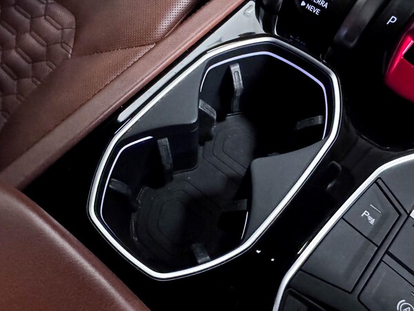 Used Lamborghini Urus 2025 for sale - 75050748: Photo 45
