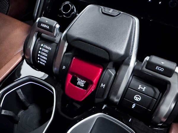 Used Lamborghini Urus 2025 for sale - 75050748: Photo 46