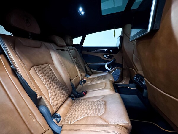 Used Lamborghini Urus 2025 for sale - 75050748: Photo 55