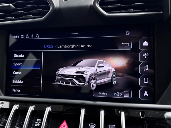 Used Lamborghini Urus 2025 for sale - 75050748: Photo 66