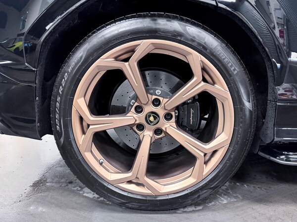 Used Lamborghini Urus 2025 for sale - 75050748: Photo 75