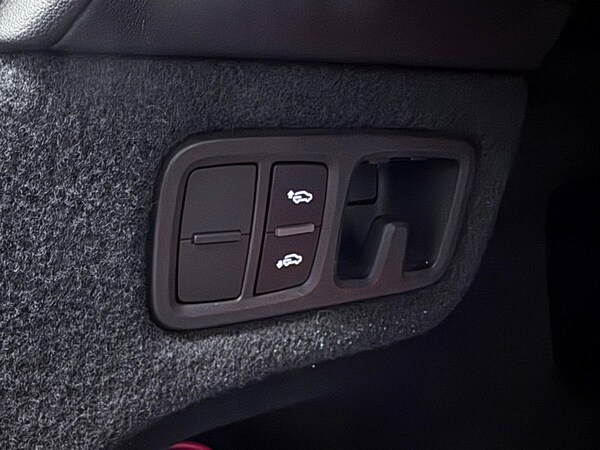 Used Lamborghini Urus 2025 for sale - 75050748: Photo 9