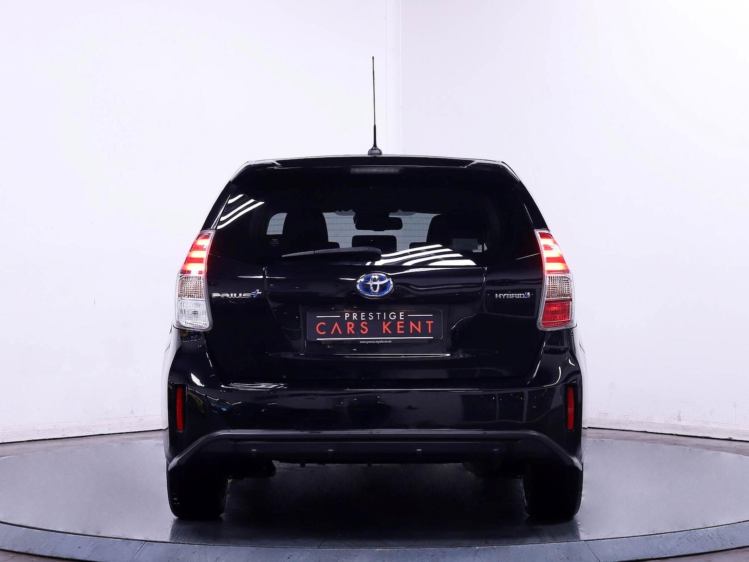 Used Toyota Prius+ 2019 for sale - 76658214: Photo 11