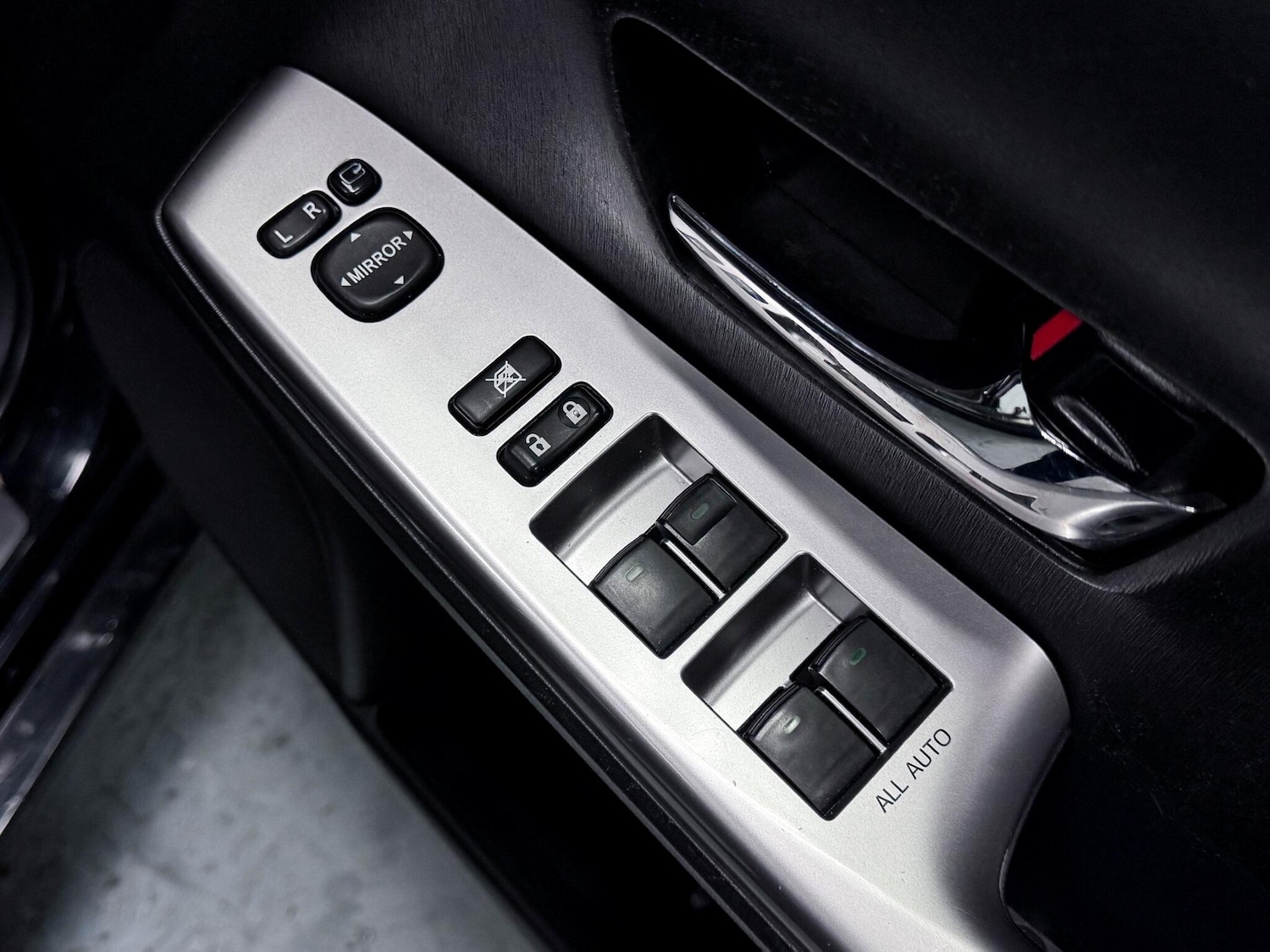 Used Toyota Prius+ 2019 for sale - 76658214: Photo 16