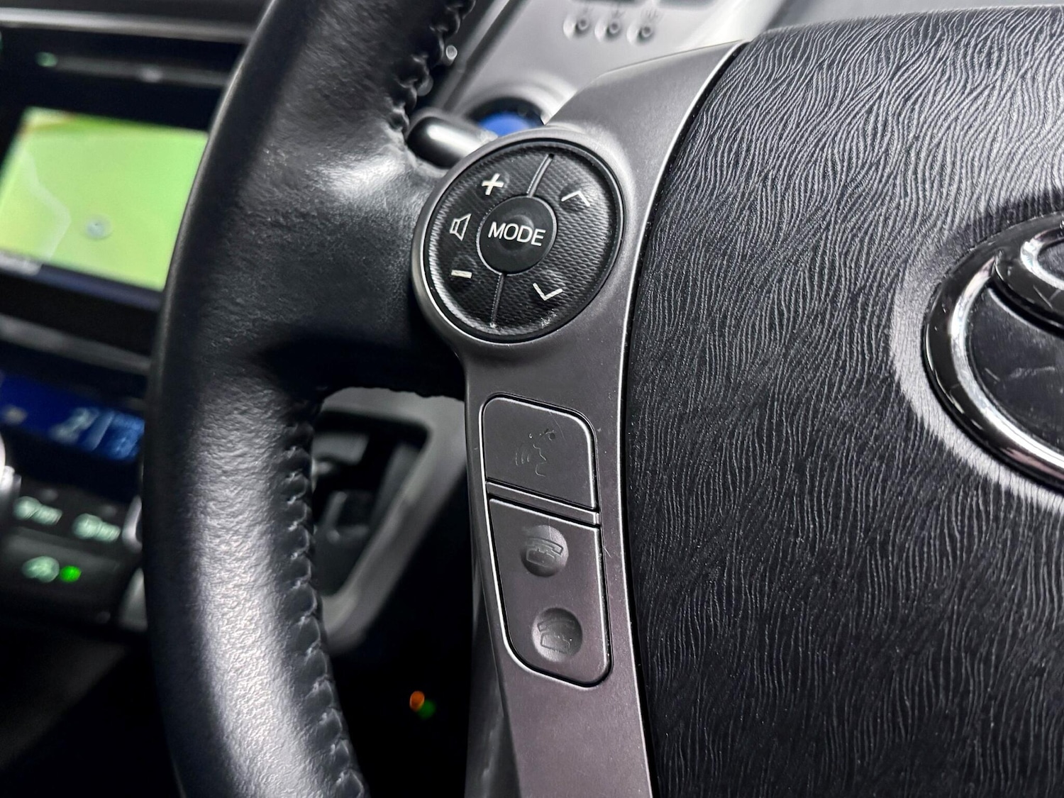 Used Toyota Prius+ 2019 for sale - 76658214: Photo 35