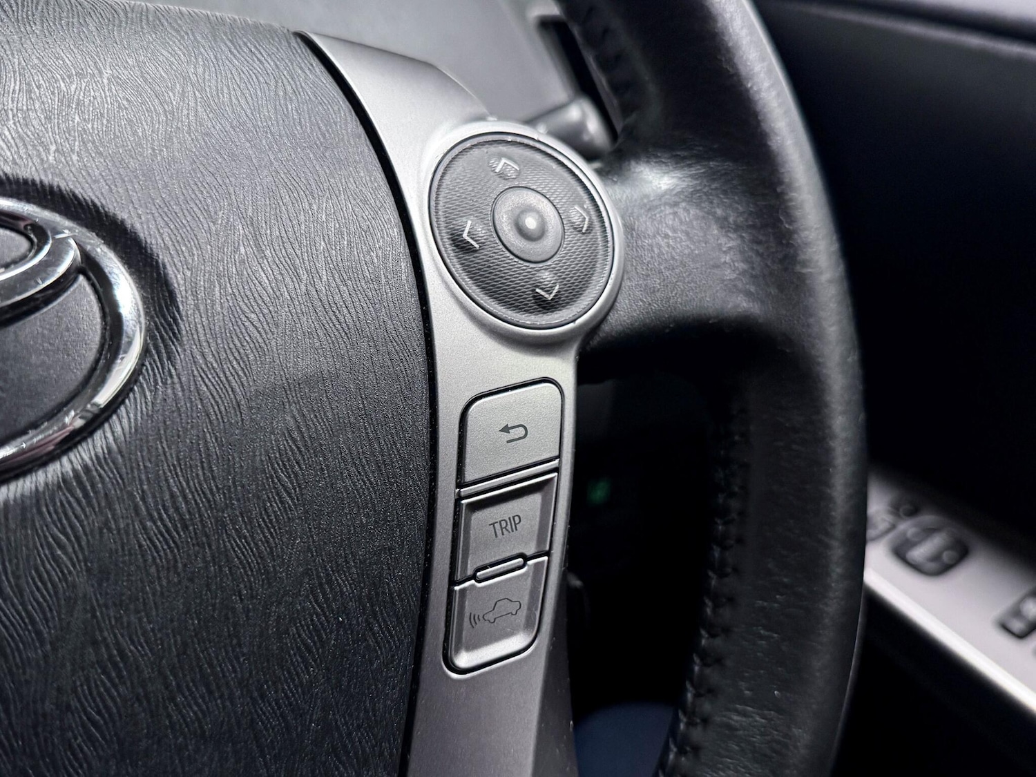 Used Toyota Prius+ 2019 for sale - 76658214: Photo 37