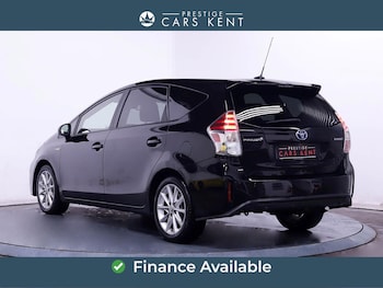 Used Toyota Prius+ 2019 for sale - 76658214: Photo