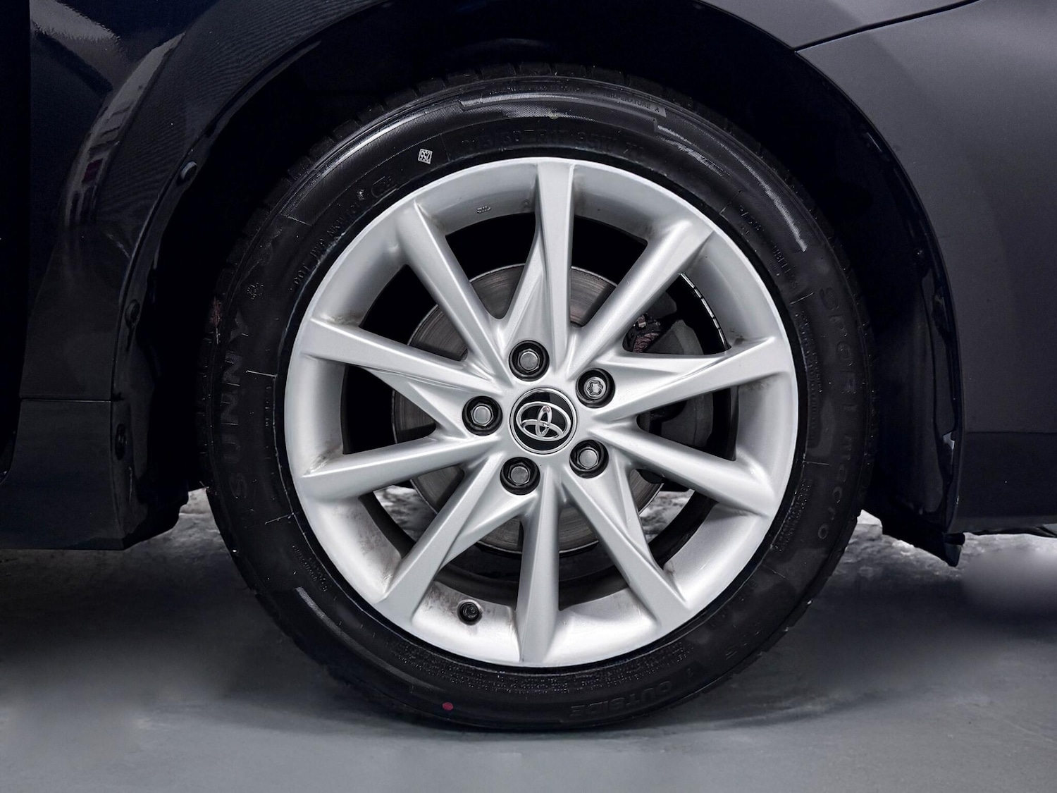 Used Toyota Prius+ 2019 for sale - 76658214: Photo 50