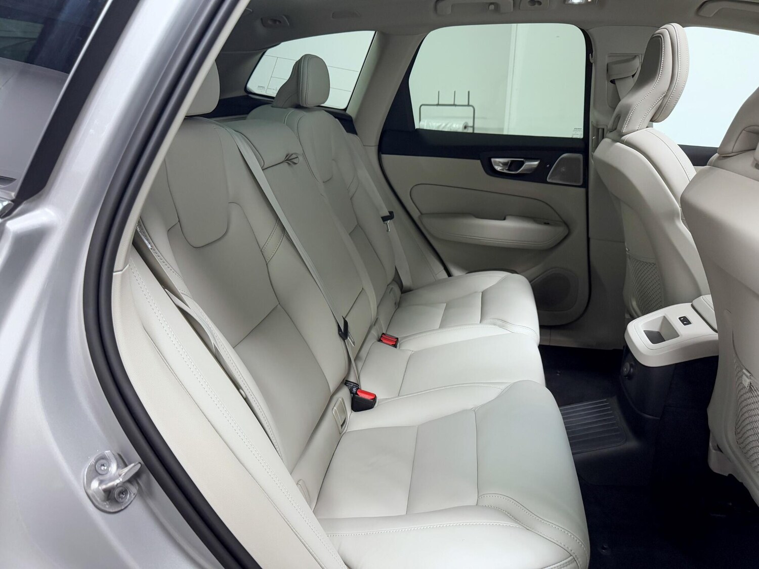 Used Volvo XC60 2023 for sale - 75905625: Photo 27