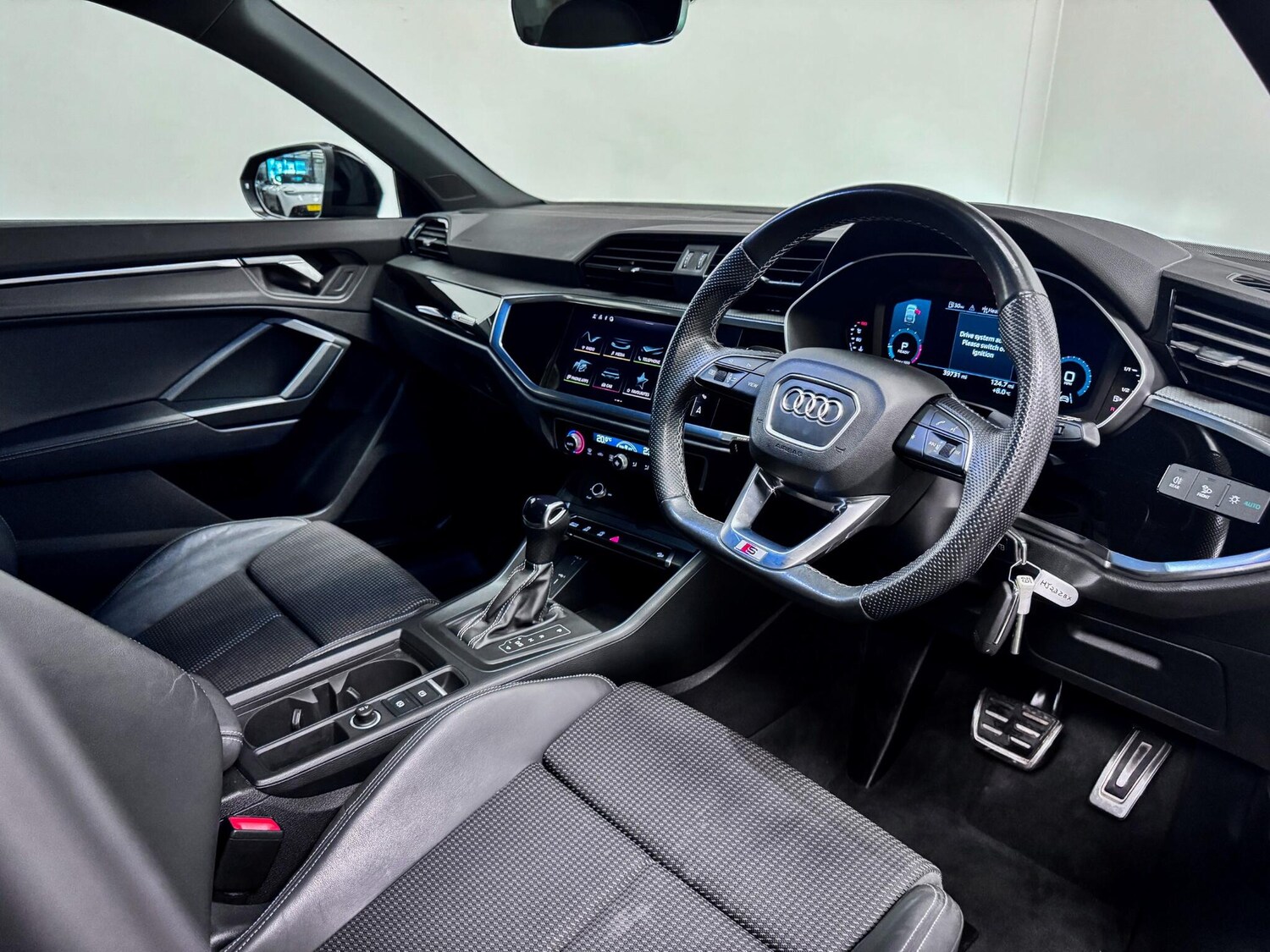 Used Audi Q3 2023 for sale - 77565019: Photo 17