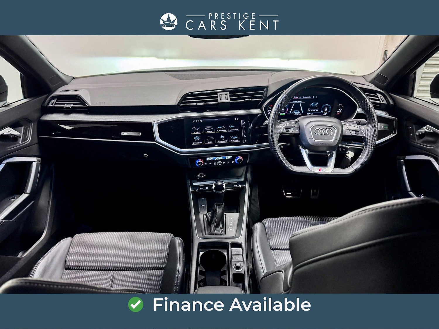 Used Audi Q3 2023 for sale - 77565019: Photo 2