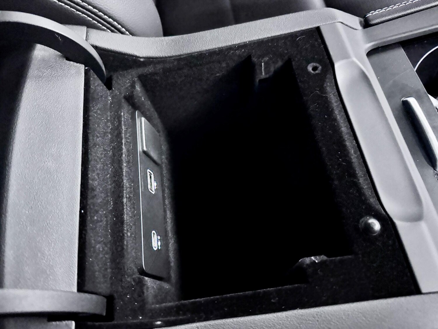 Used Jaguar F-Pace 2023 for sale - 77215004: Photo 30