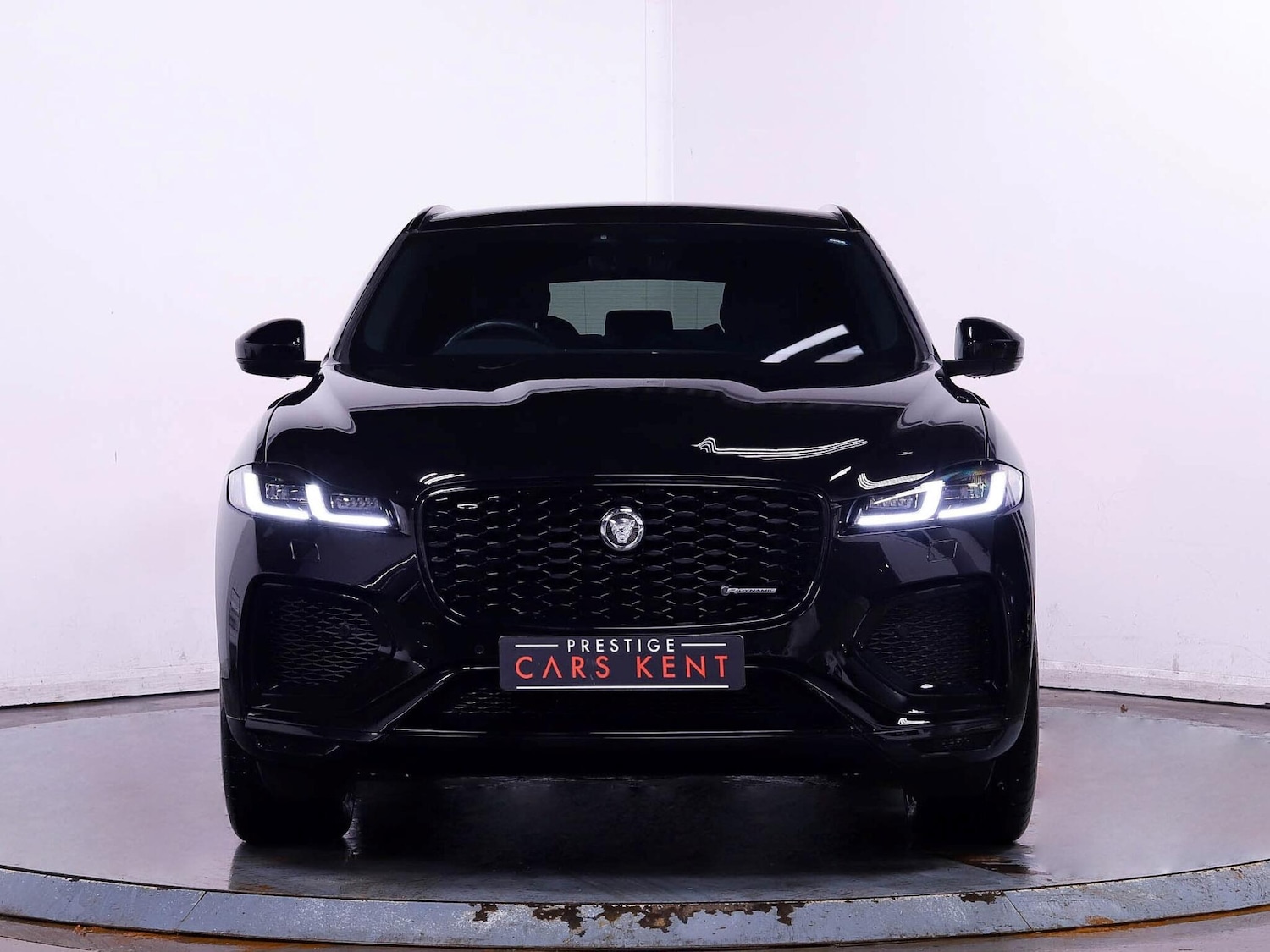 Used Jaguar F-Pace 2023 for sale - 77215004: Photo 7