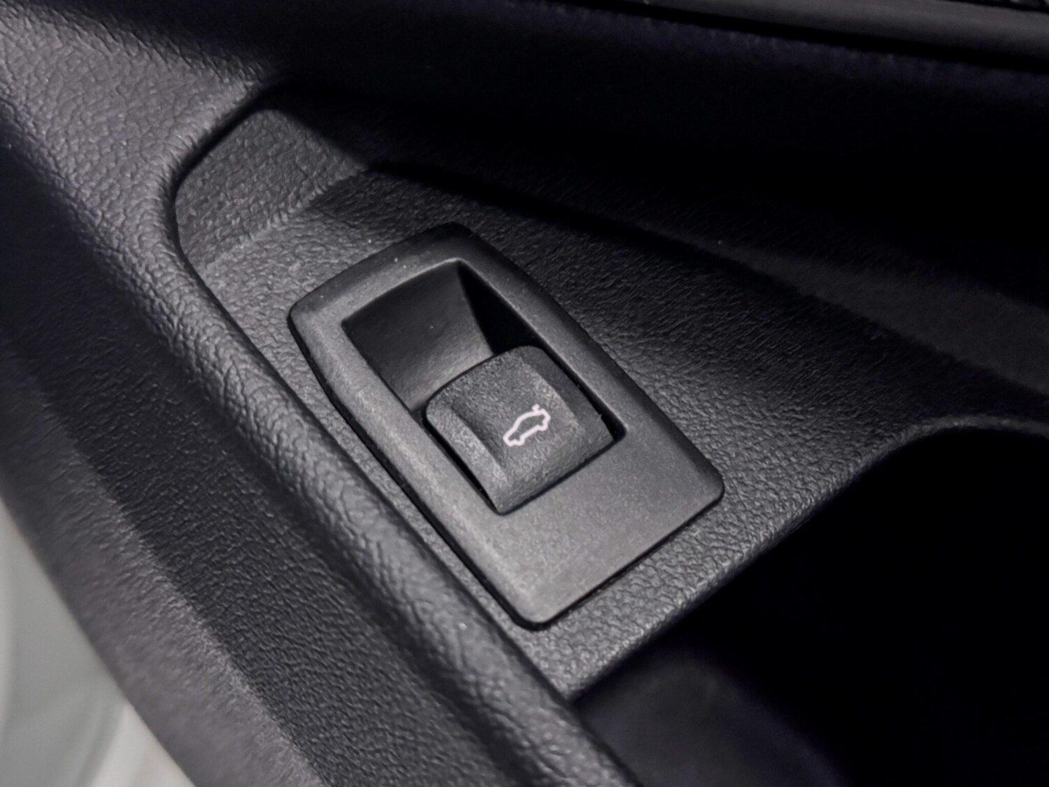 Used BMW 3 Series 2020 for sale - 77215097: Photo 18