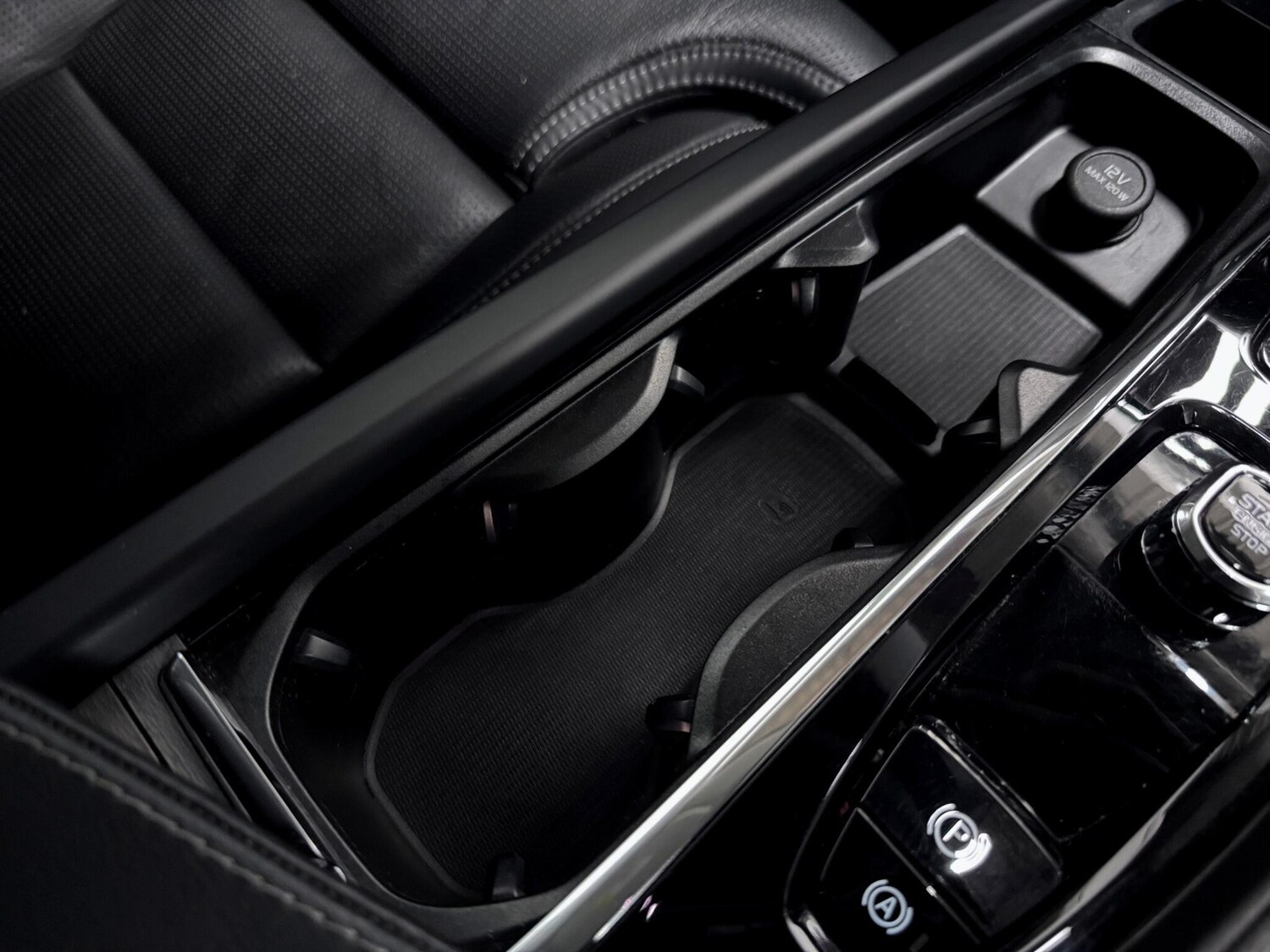 Used Volvo XC90 2021 for sale - 76572764: Photo 32