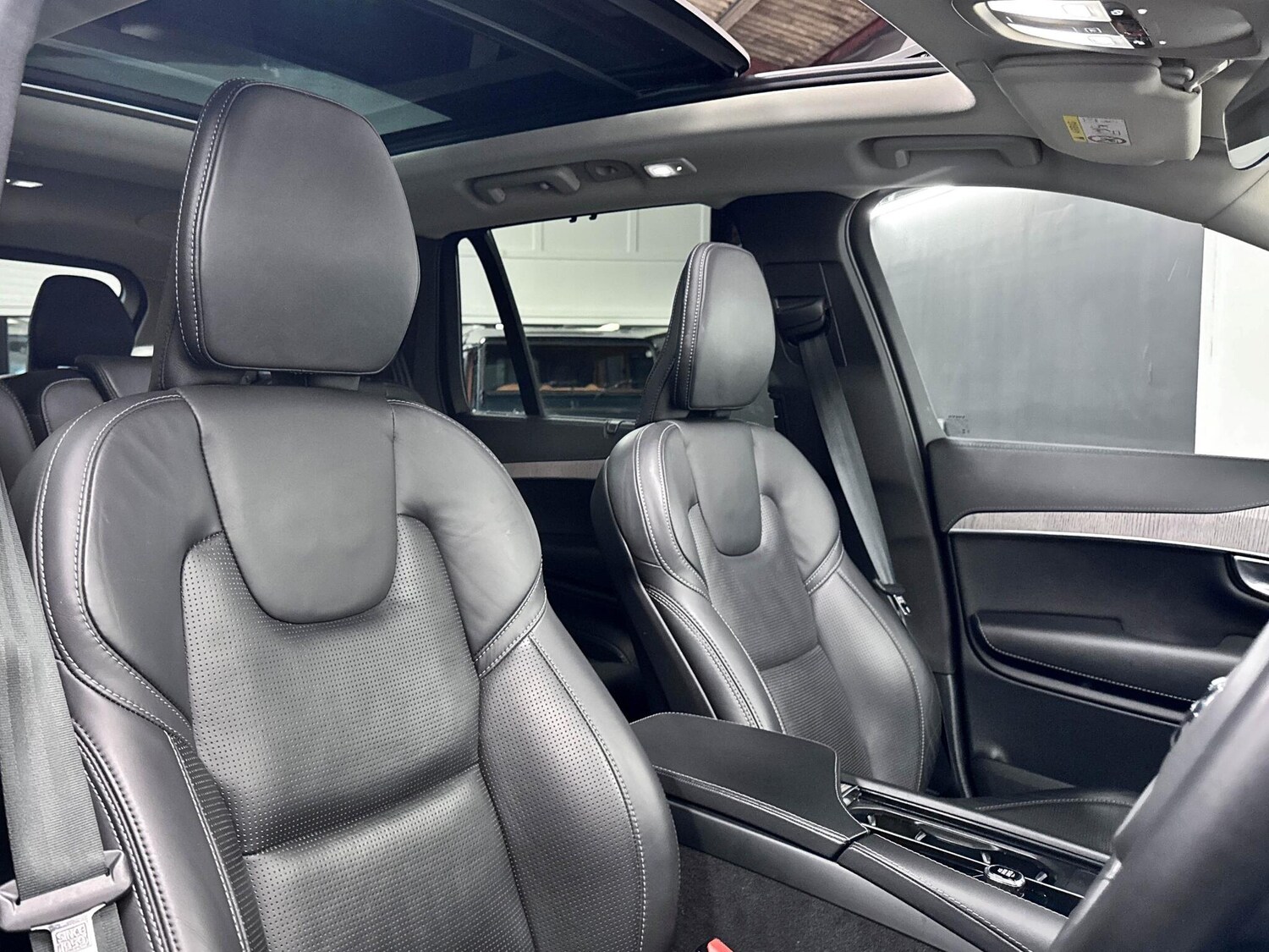 Used Volvo XC90 2023 for sale - 77612006: Photo 26