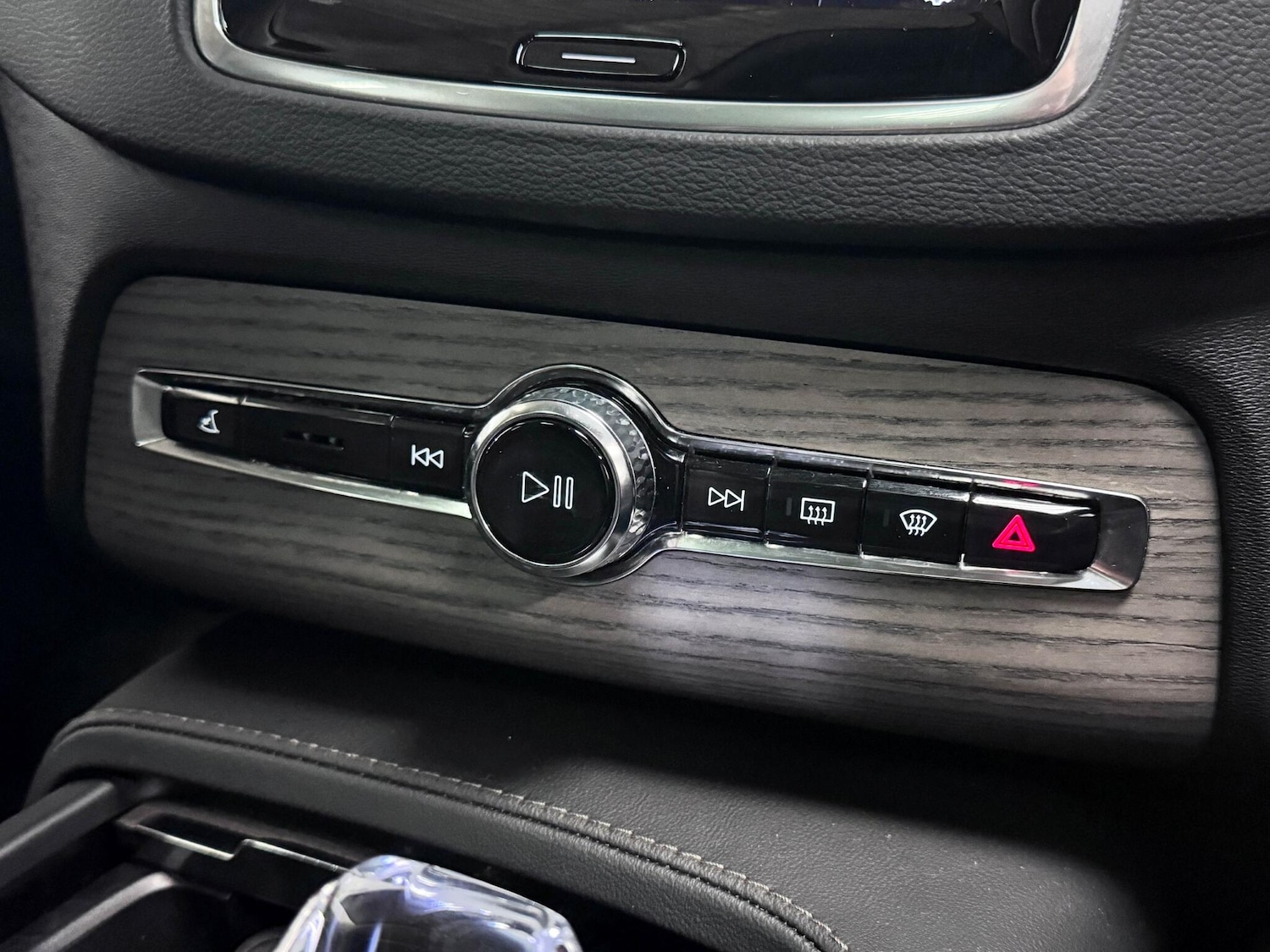 Used Volvo XC90 2023 for sale - 77612006: Photo 36