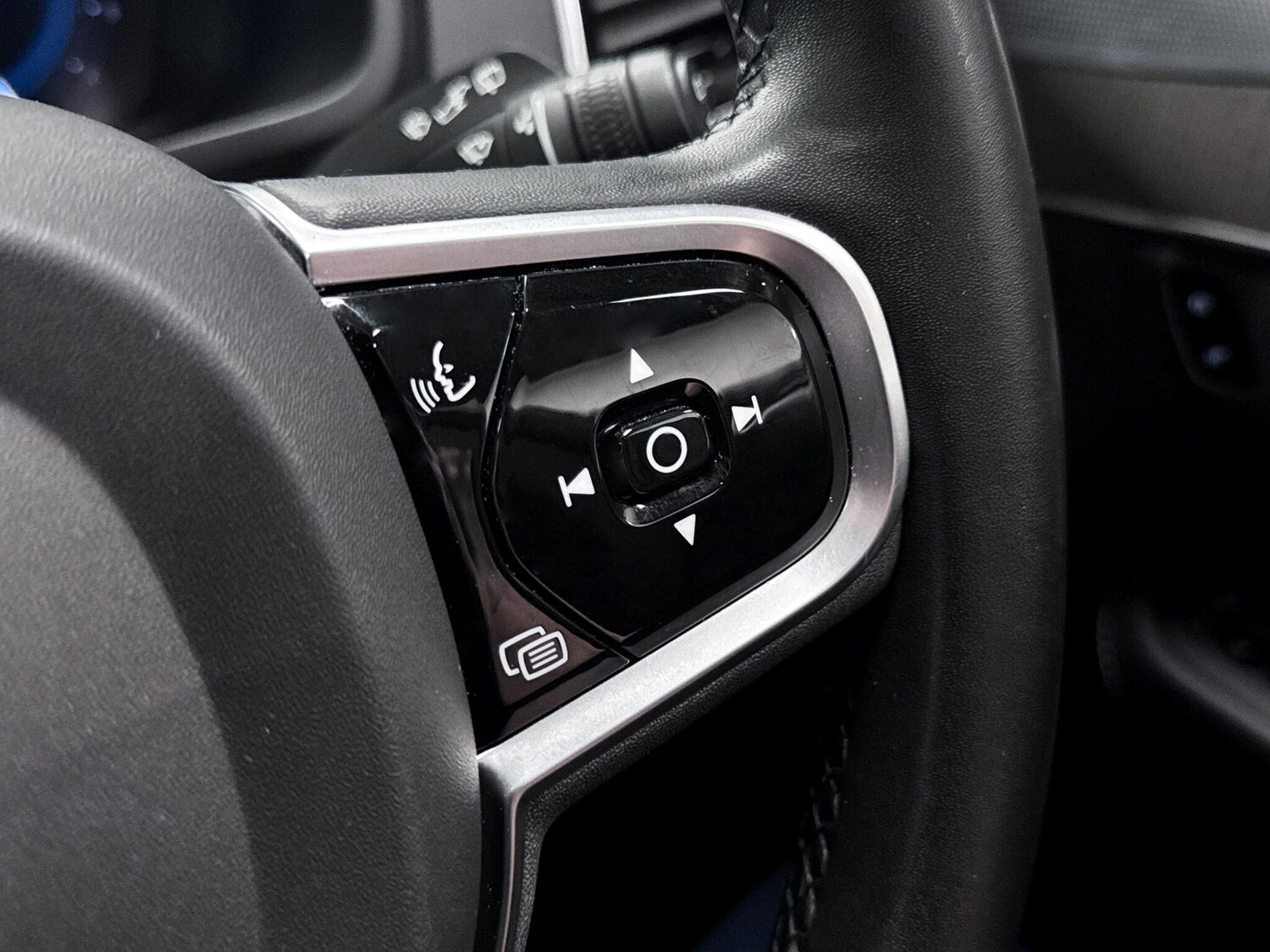 Used Volvo XC90 2023 for sale - 77612006: Photo 42