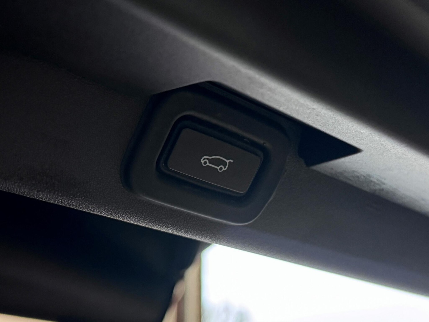 Used Land Rover Discovery 2022 for sale - 77497582: Photo 16