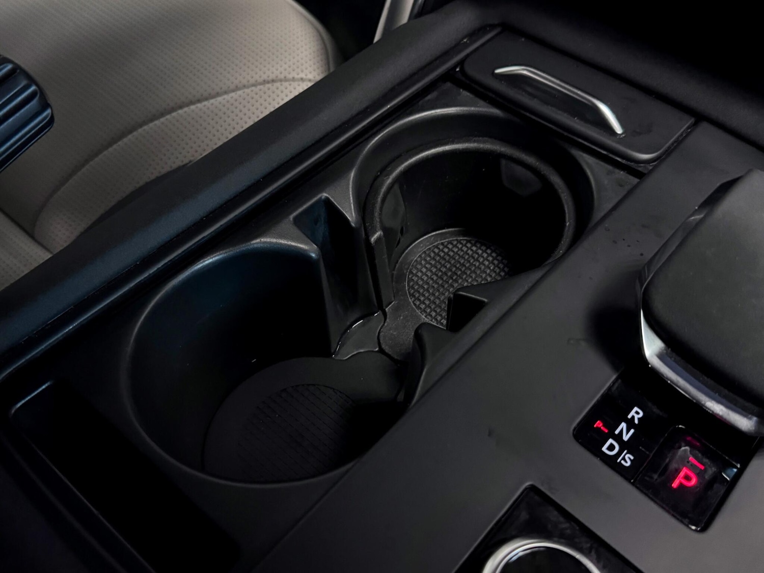 Used Land Rover Discovery 2022 for sale - 77497582: Photo 36