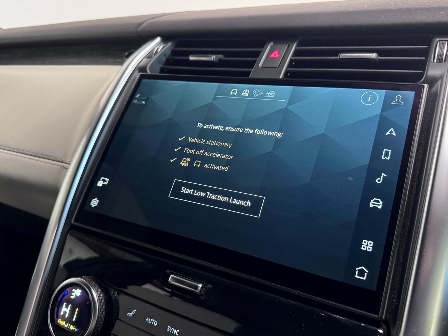 Used Land Rover Discovery 2022 for sale - 77497582: Photo 60