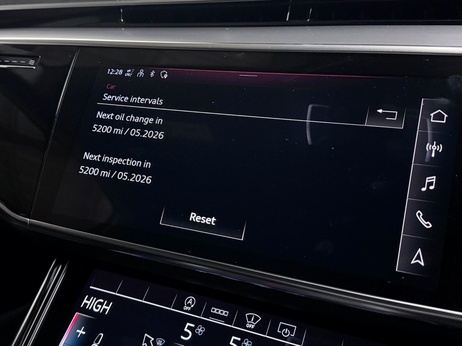 Used Audi A8 2022 for sale - 76573541: Photo 53