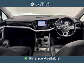 Used Volkswagen Touareg 2018 for sale - 77143011: Photo