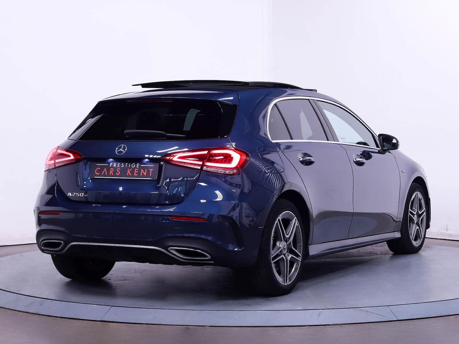 Used Mercedes-Benz A-Class 2021 for sale - 76084199: Photo 9