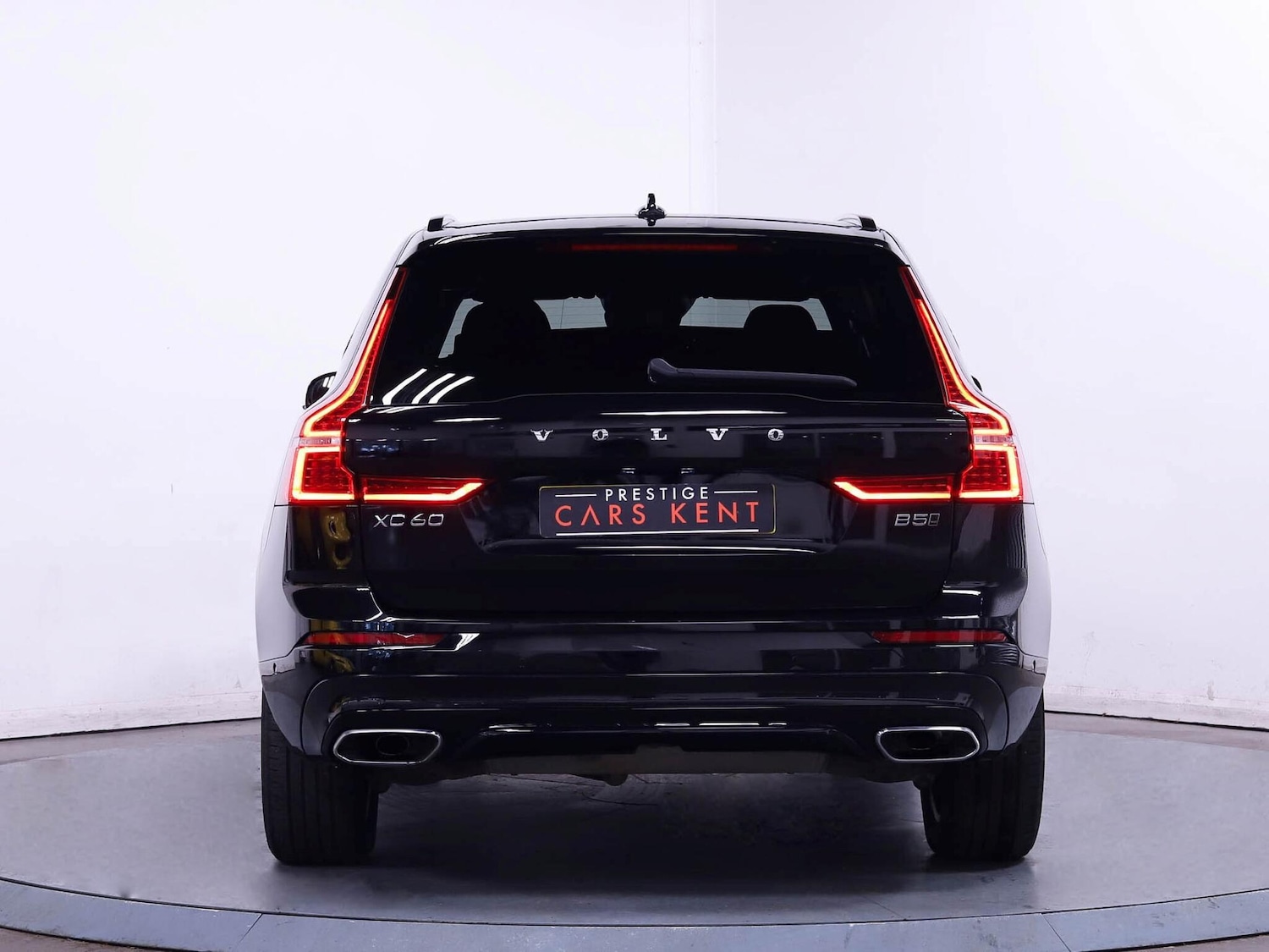 Used Volvo XC60 2021 for sale - 76370202: Photo 11
