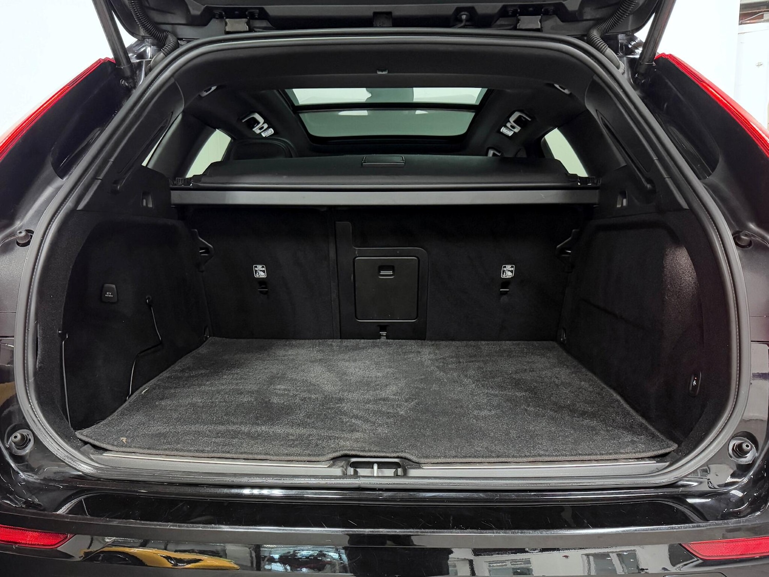 Used Volvo XC60 2021 for sale - 76370202: Photo 12