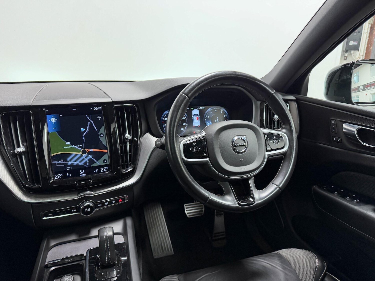 Used Volvo XC60 2021 for sale - 76370202: Photo 34