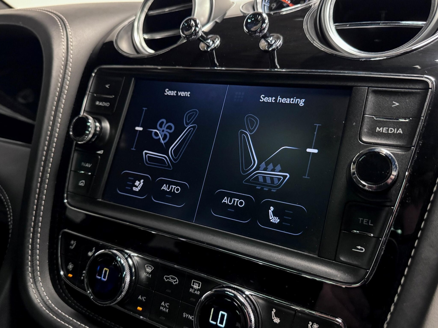 Used Bentley Bentayga 2017 for sale - 77468453: Photo 45