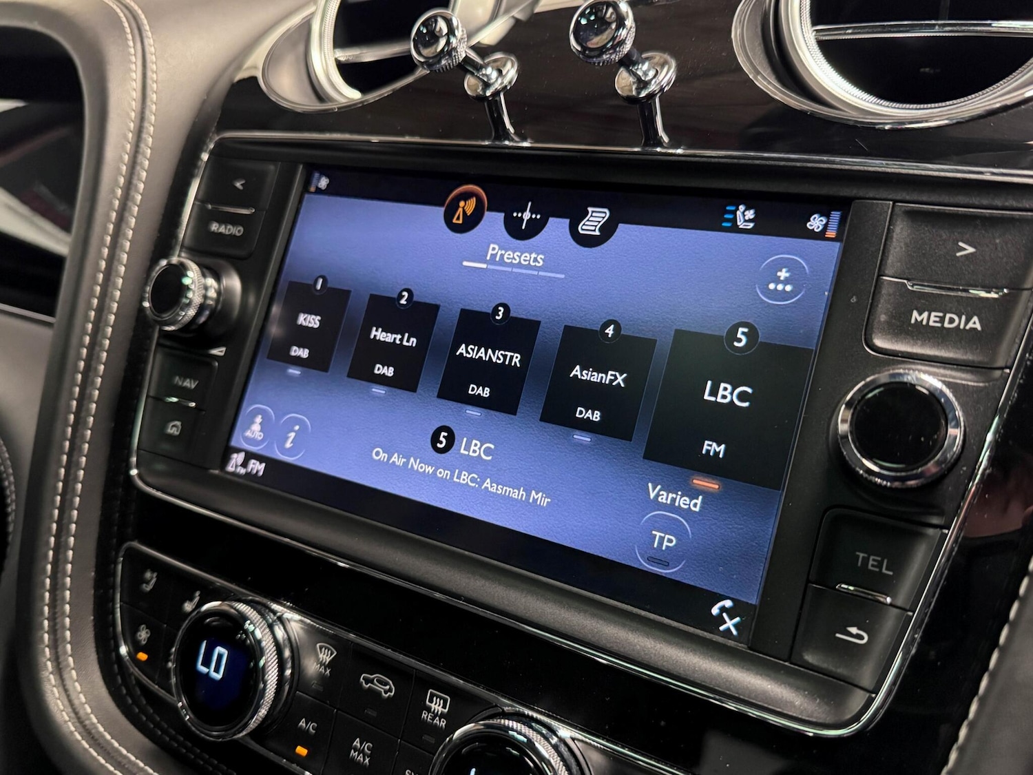 Used Bentley Bentayga 2017 for sale - 77468453: Photo 46