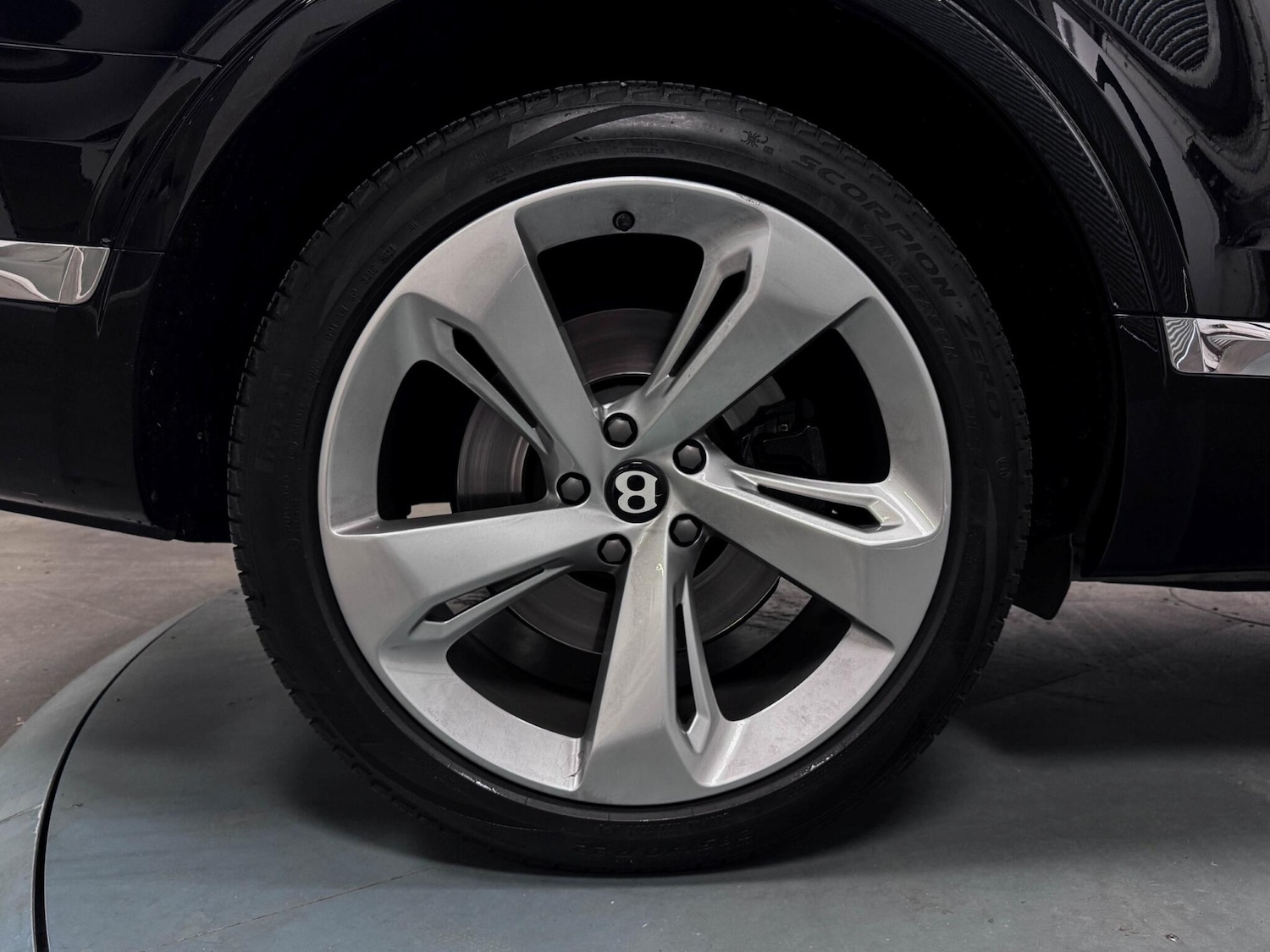 Used Bentley Bentayga 2017 for sale - 77468453: Photo 56