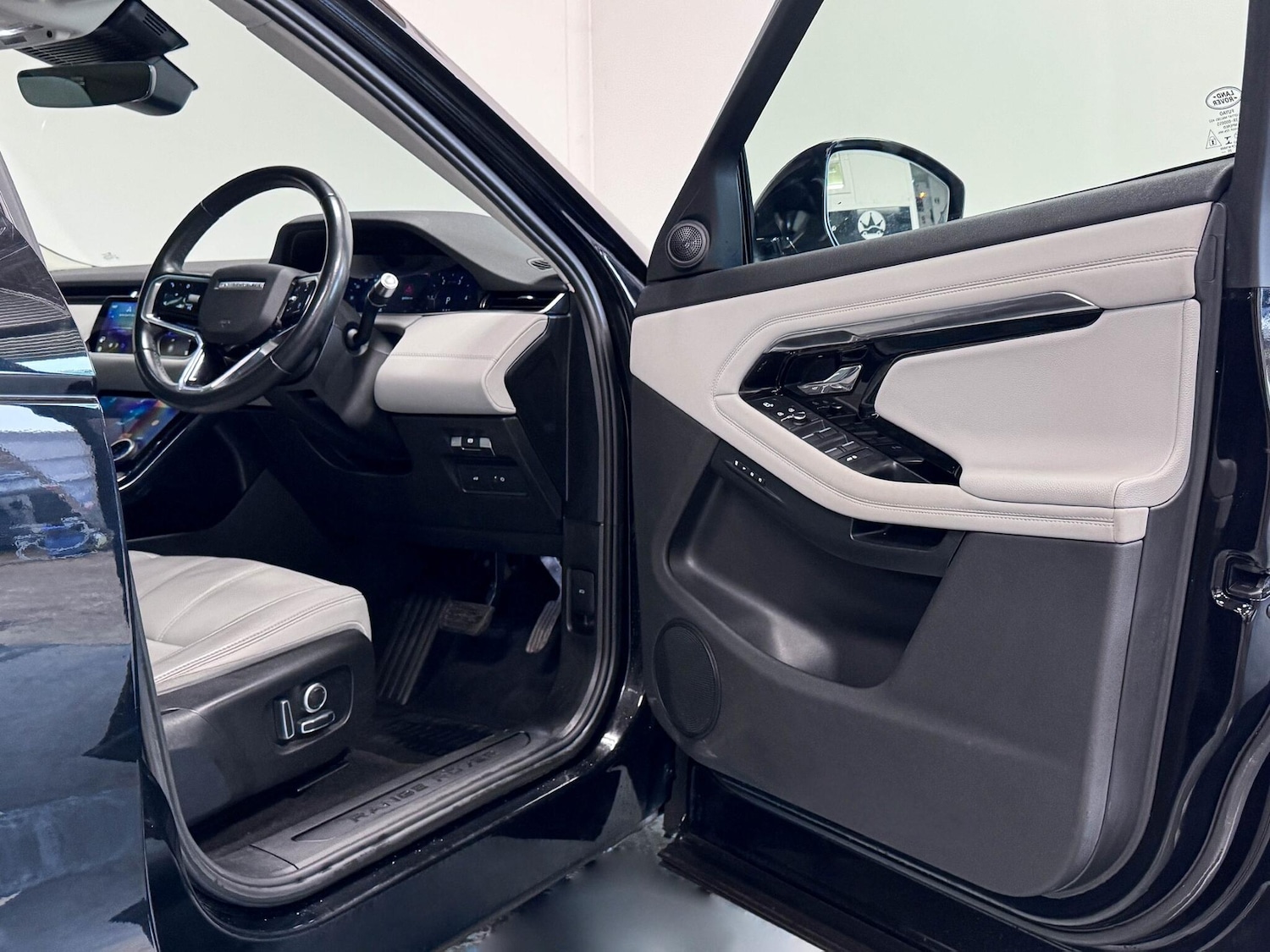 Used Land Rover Range Rover Evoque 2020 for sale - 77254684: Photo 14